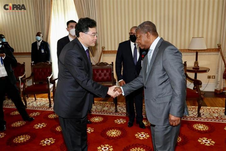 angola-e-china-vao-rever-cooperacao-bilateral