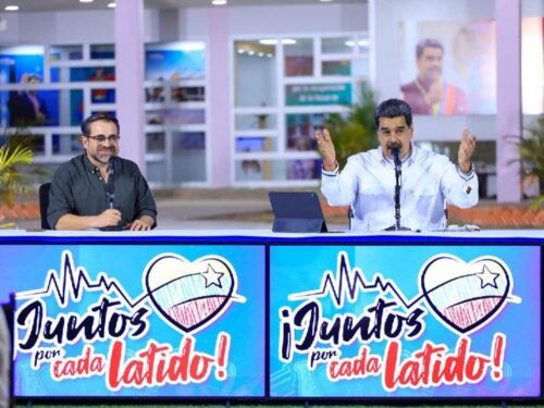 Maduro-Inauguracion-Obras-de-Salud-500x375