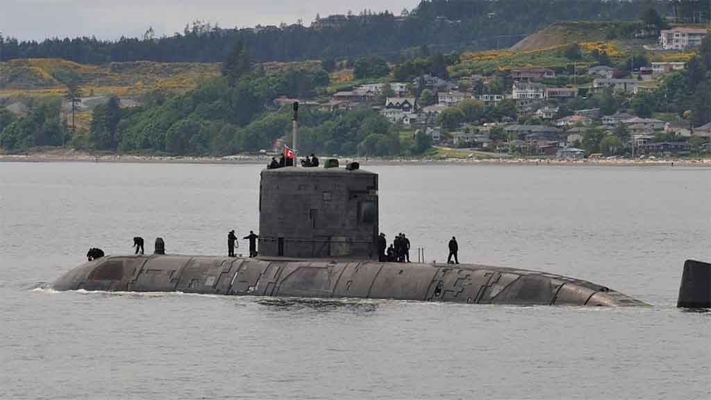 submarino-canada