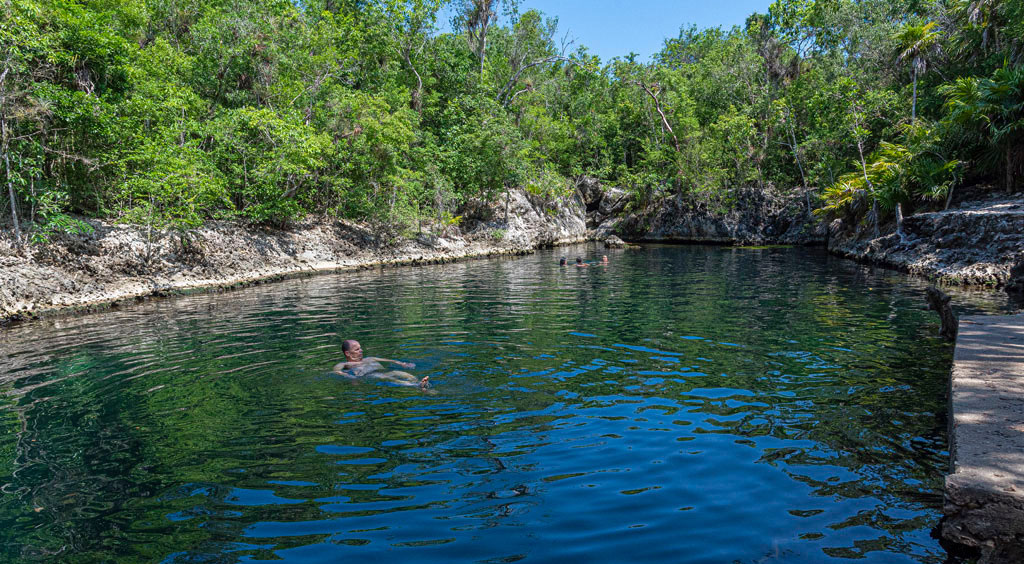 em-cuba-peixes-e-cavernas-para-turistas-imaginativos